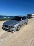 Vendo um BMW e39 de 1999