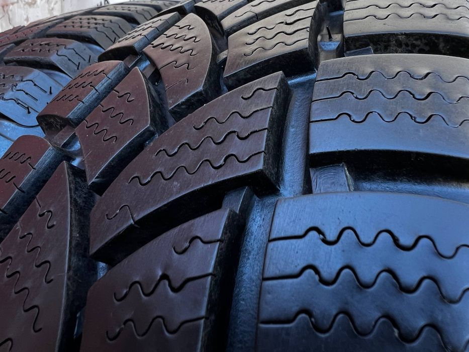 Шини 215/65 R 16C Vredestein Comtrac. Зима комплект. Колеса склад