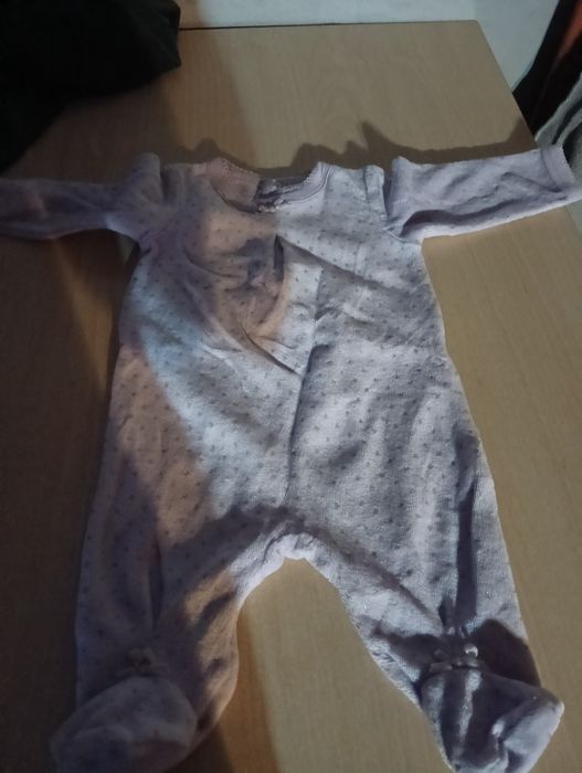 Nie używany pajacyk dla dziewczynki newborn