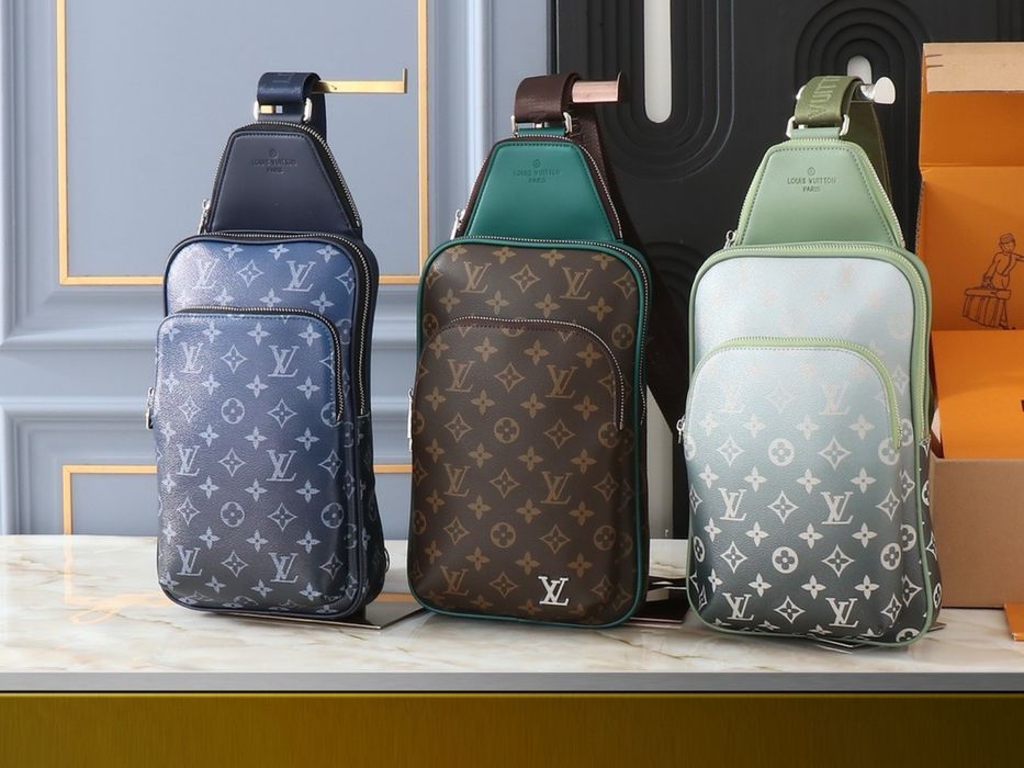 Сумка мужская Louis Vuitton Avenue бананка слинг черный с зеленым