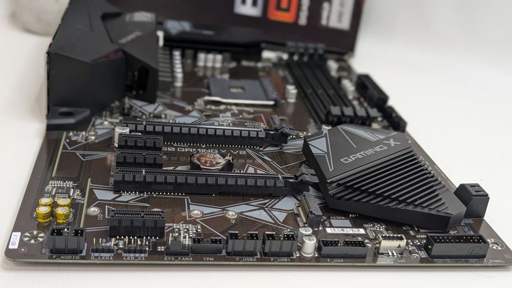 Материнська плата Gigabyte B550 Gaming X V2\sAM4\ ГАРАНТІЯ!