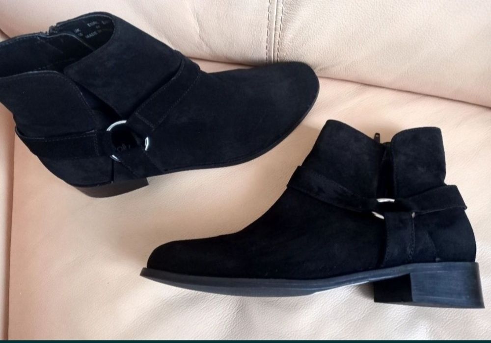 Шкіряні черевики,