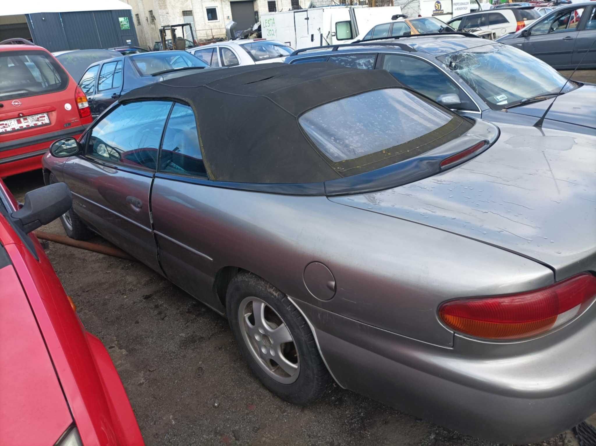 Chrystler Stratus 2.0 b na części