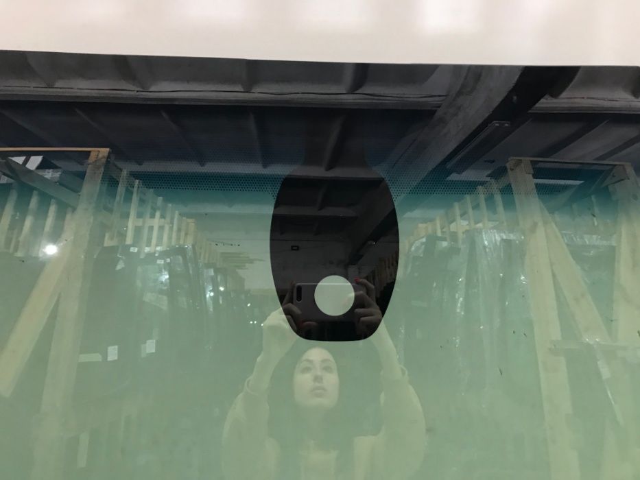 Renault Trafic III/Opel Vivaro (2014-) - вітрове скло 727123673R