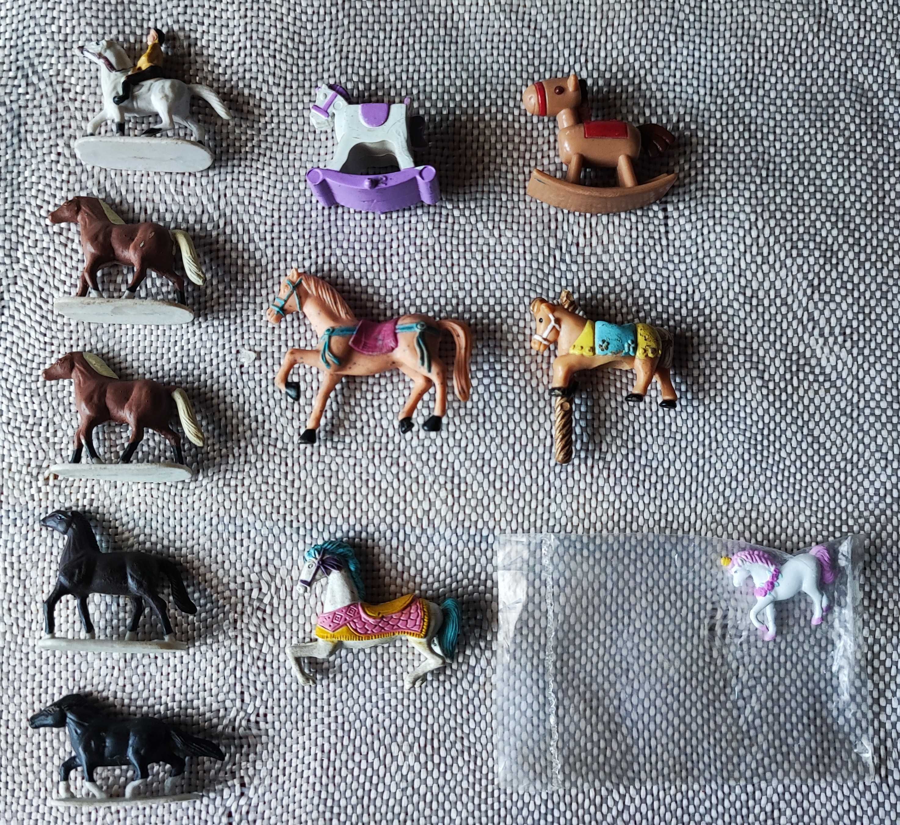 Lote de bonecos miniaturas - cavalos