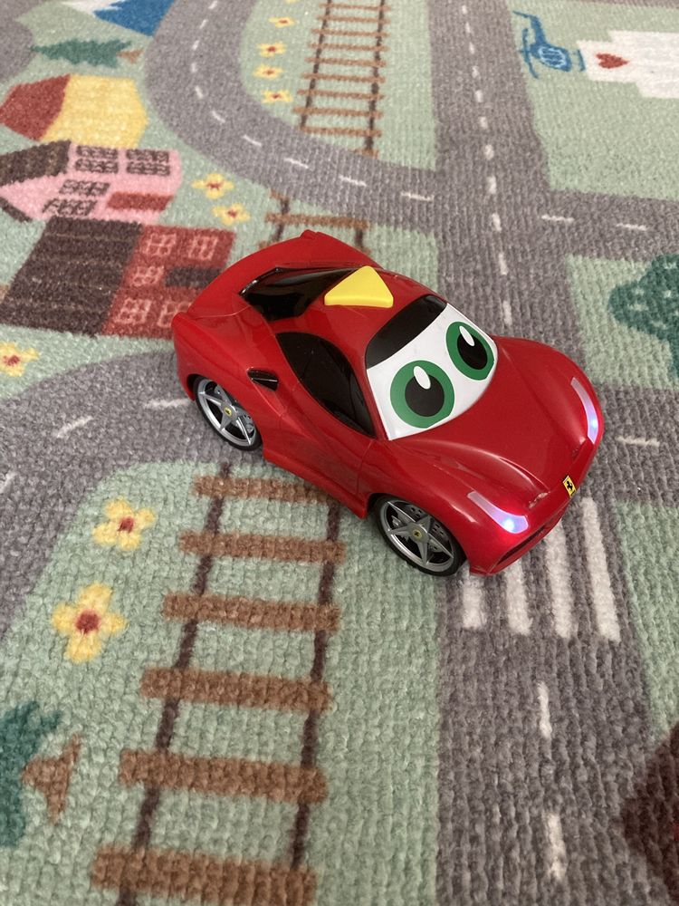 Auto ferrari światło dźwięk Smyk