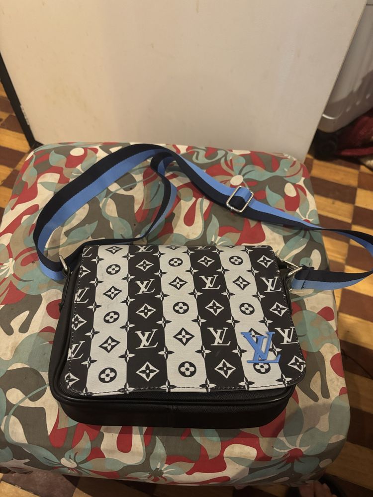 Mala LV nova louis vuitton