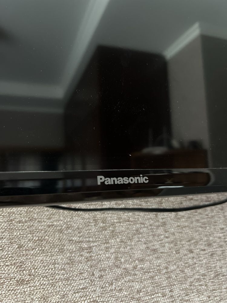 Телевізор panasonic tx-32DR400