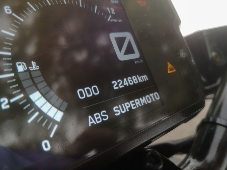 KTM DUKE 125 ABS 2021 TABLET Wydech IXRace Dodatki Transport