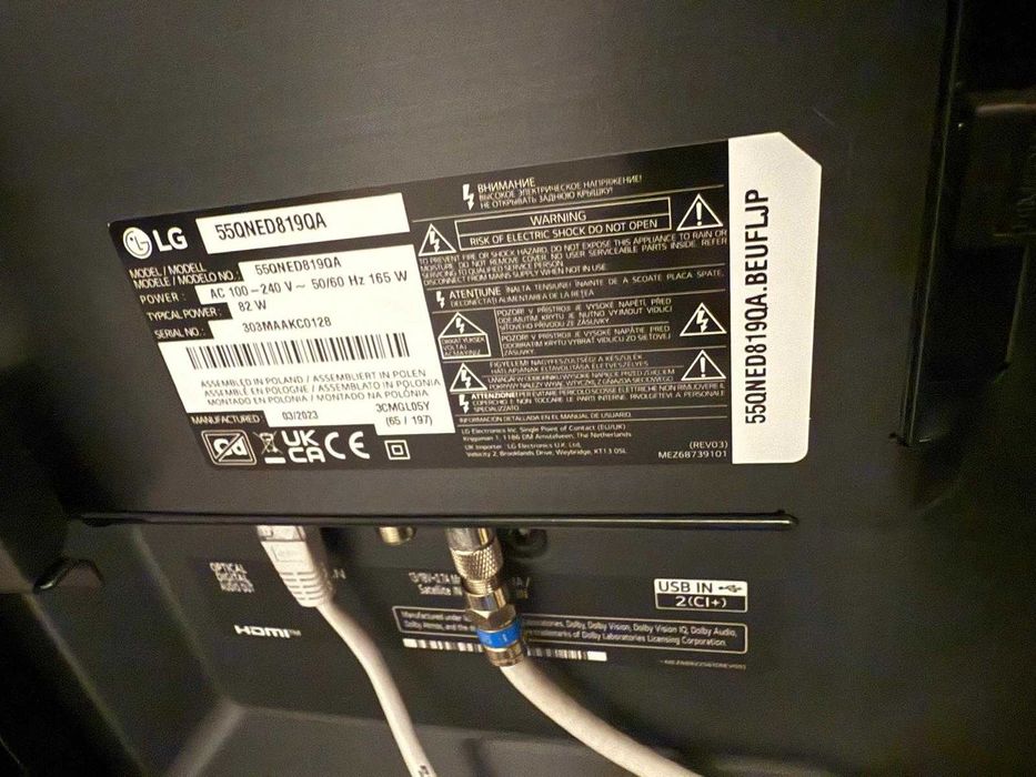 TV LG 55QNED819, 55 cali  wieszak i soundbar LG