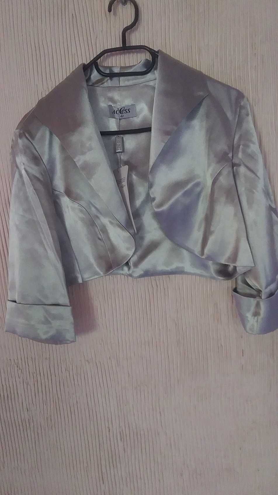 żakiecik w modelu bolerka