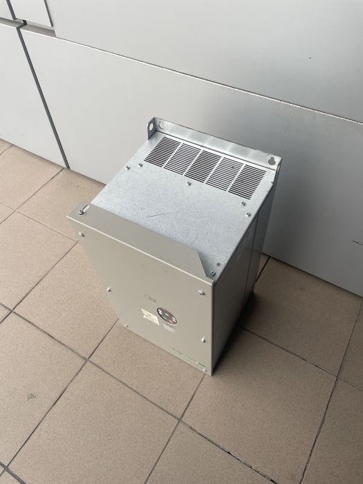 Перетворювач частоти ATV21WD11N4