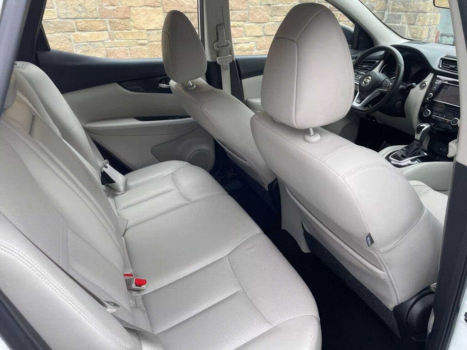 Nissan Rogue Sport SL      2019