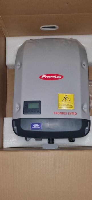 Falownik FRONIUS 8.2-3M sieciowy używany 100% sprawny