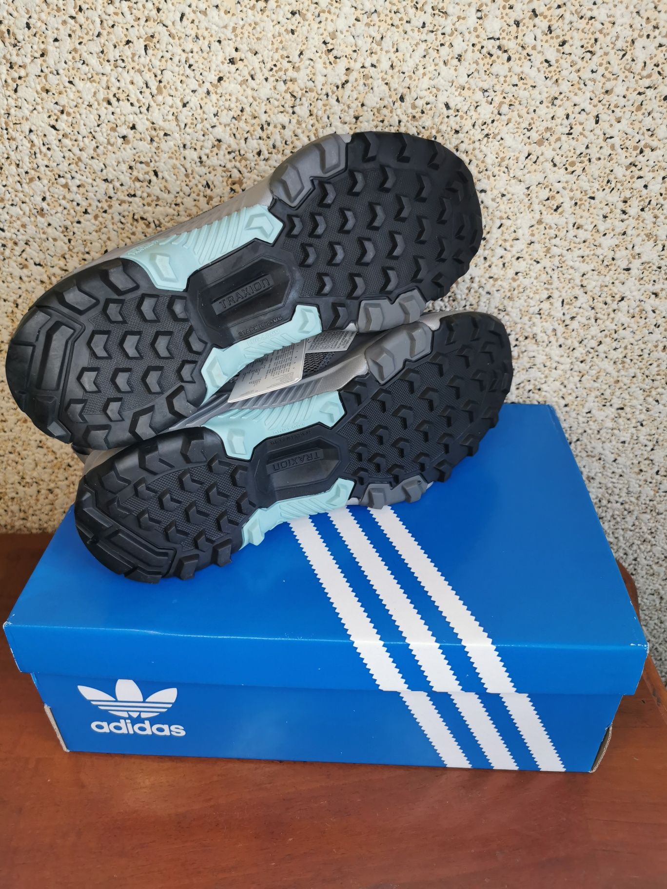 Кроссовки ADIDAS