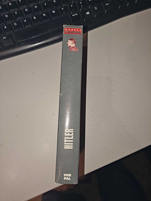 kaseta vhs historyczna gazety wojenne "hitler"