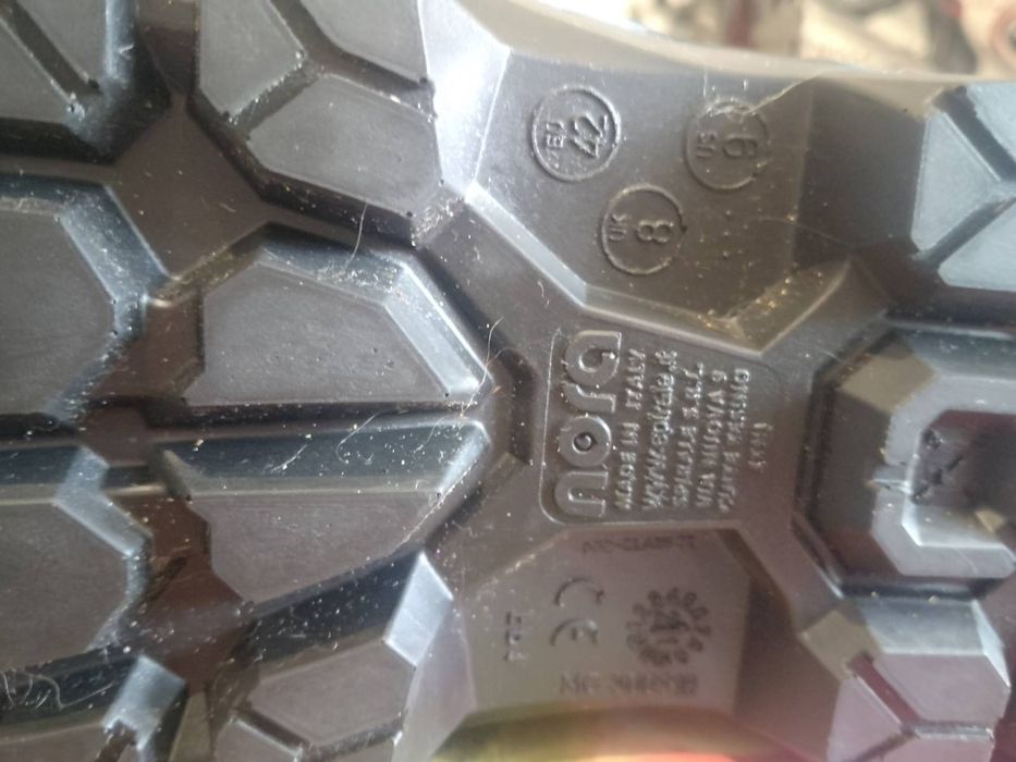 Гумові чоботи нові