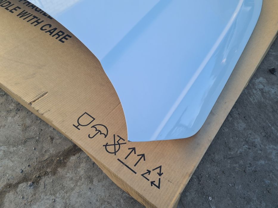 Капот Hyundai Venue 2021 оригінал