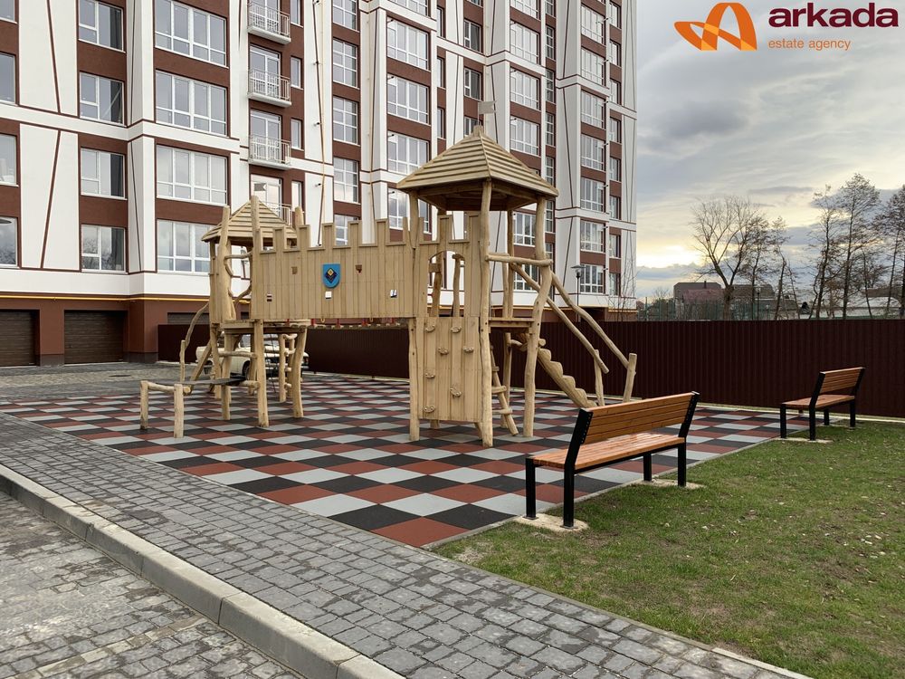 Продається 3-кімнатна квартира в жк Опришівська слобода