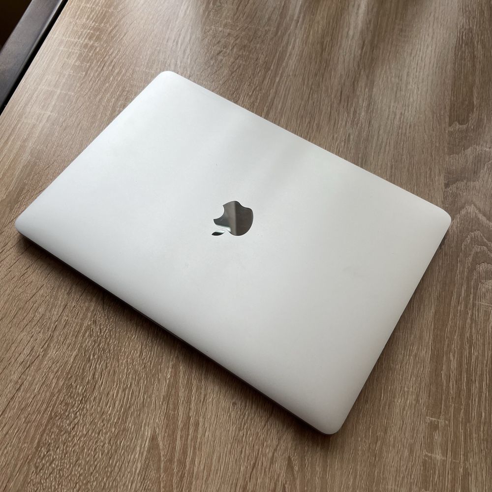 Macbook Pro 13inch 2017 128GB Silver