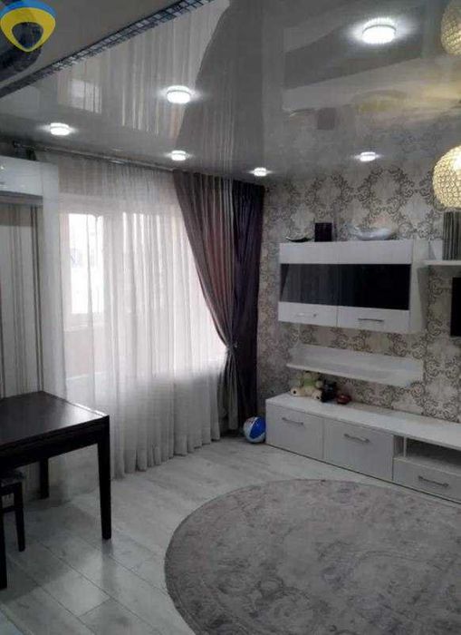 Продам  2- квартиру з ремонтом — Центр Авангарда, вул. Центральна