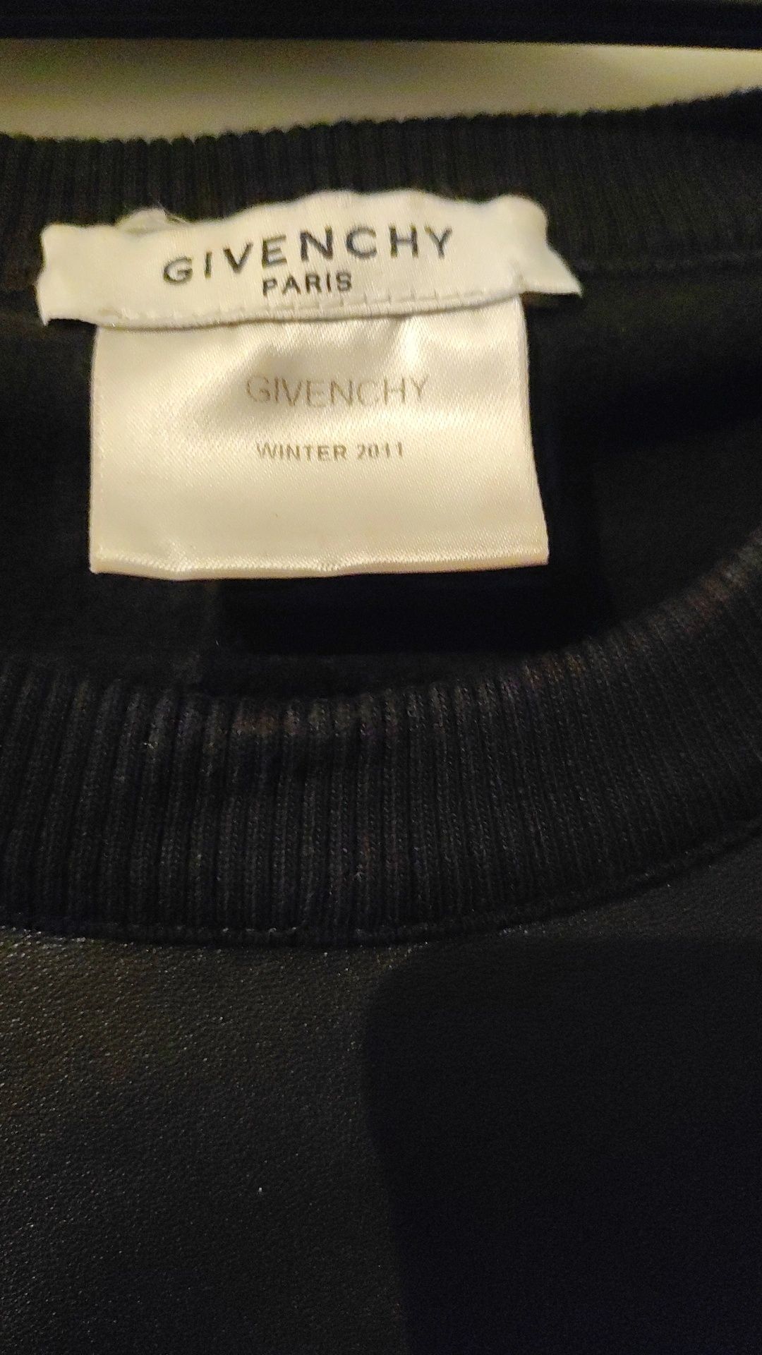 Vendo camisola Givenchy em couro