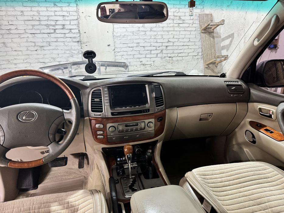 Продам легендарний Lexus LX470
