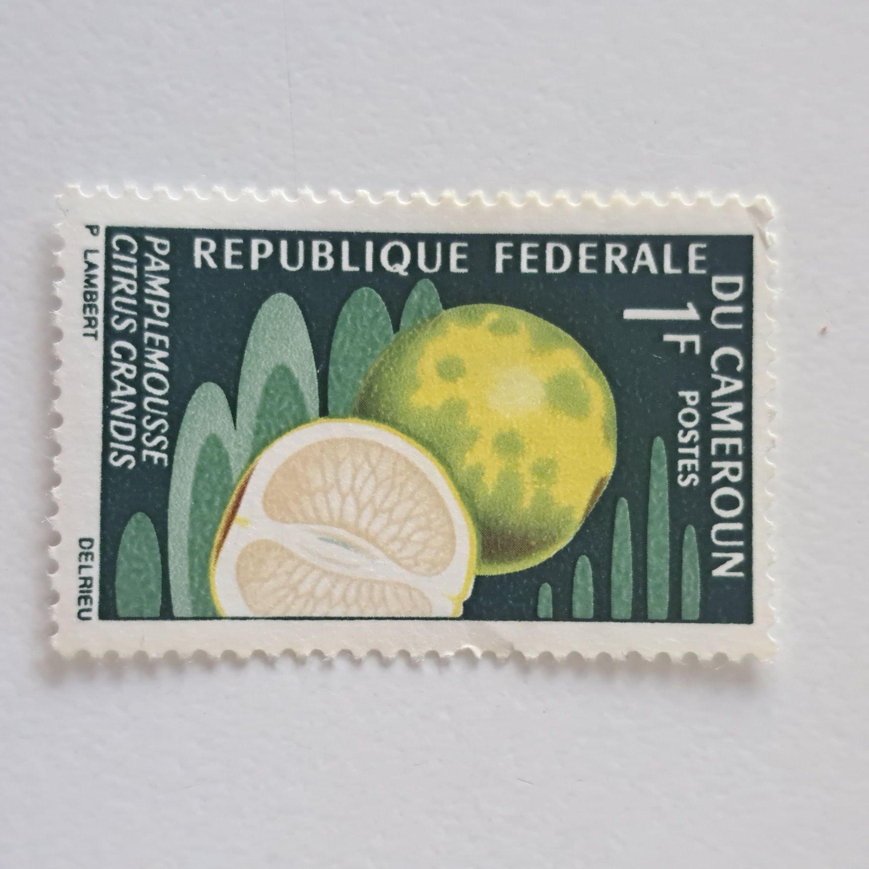 Kamerun 1967 – Komplet 3 znaczków z owocami: kokos, papaja, grejpfrut