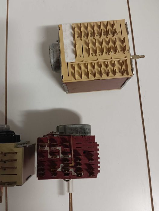 Programadores novos para máquinas de lavar roupa e loiça