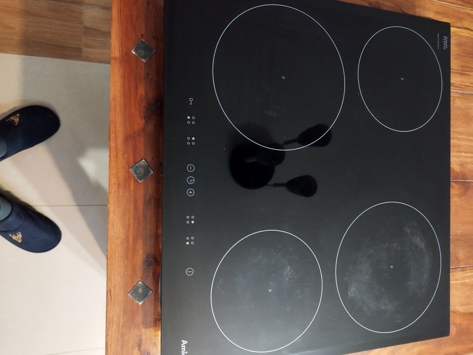 Sprzedam płytę indukcyjną AMICA