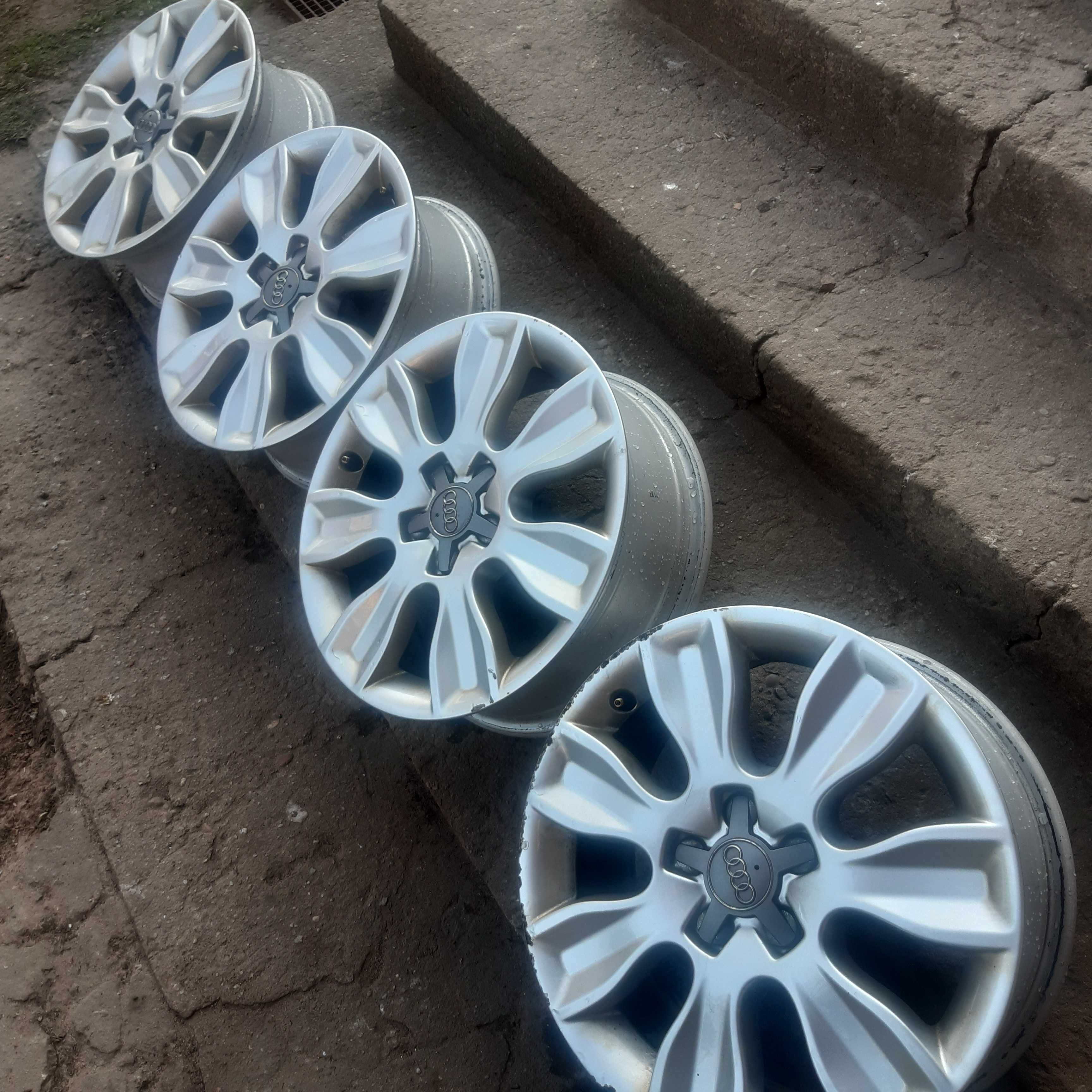 Uwaga! Okazja! Oryginalne felgi aluminiowe 16" Audi A1 ET30 . 5×100.