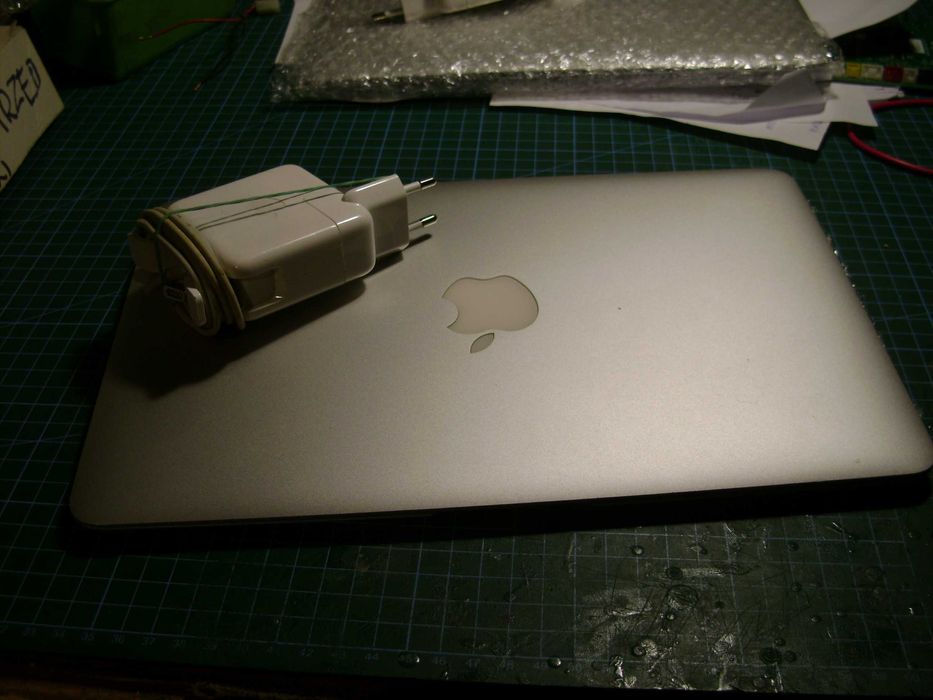 MacBookAir 11" 2011 intel i5 1,6GHz 4GB dysk SSD TS128GB