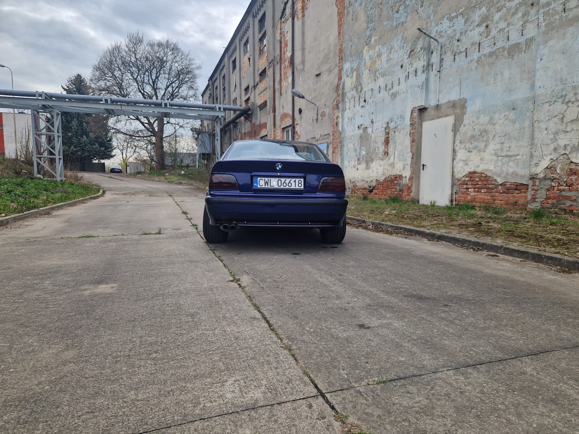 Sprzedam BMW E36 2.8i