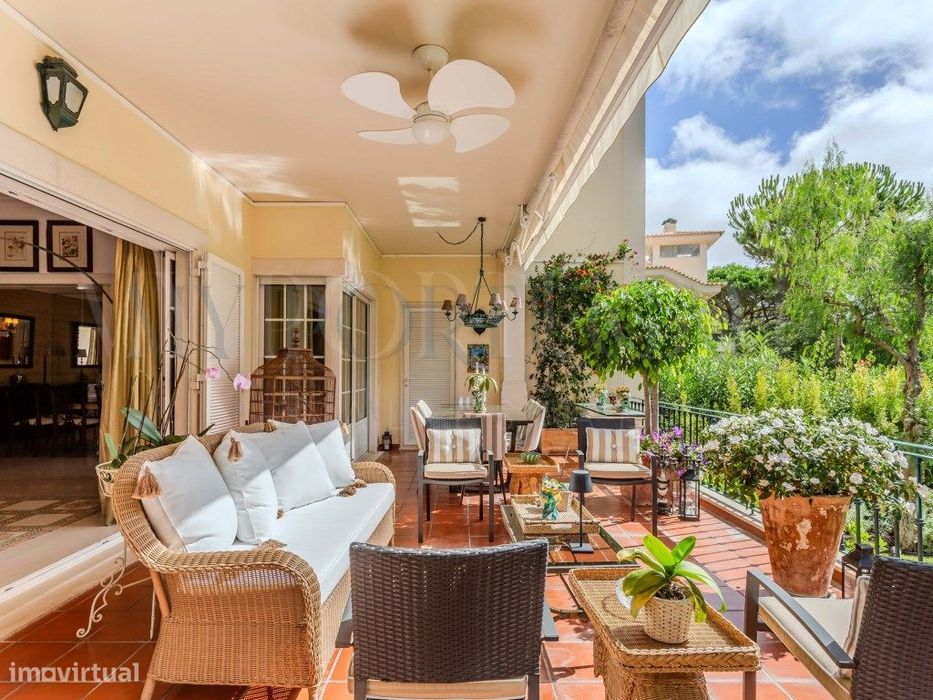 Exclusividade e Requinte na Prestigiada Quinta Patino, Cascais T3 c...