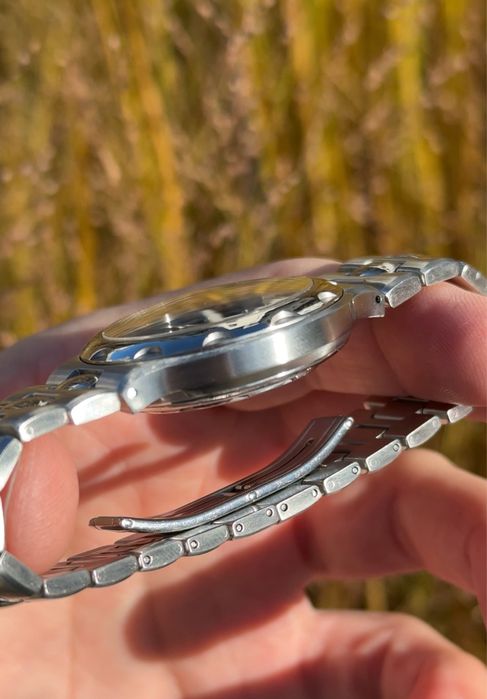 Годинник LONGINES Conquest V.H.P. Perpetual Calendar 35мм