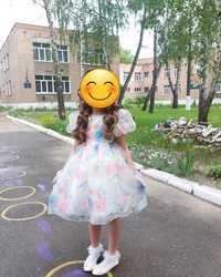 Продам святкову сукню на дівчинку 6 років