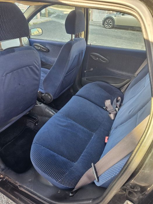 Fiat Punto 1.2 HLX Ano 2000