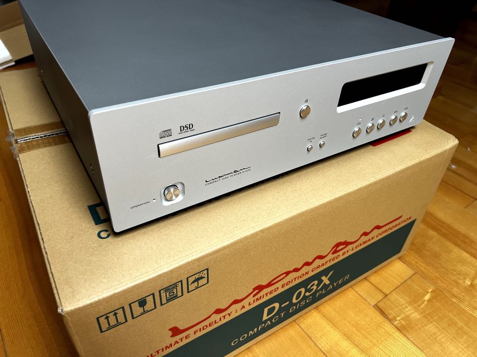 Luxman D-03x - odtwarzacz CD wysokiej klasy