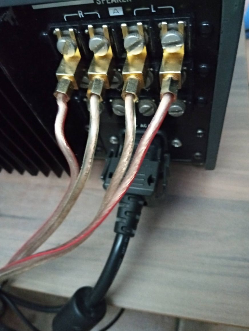Sprzedam amplituner SONY str 7065A.   Z 1975 r.bardzo rzadki model A.