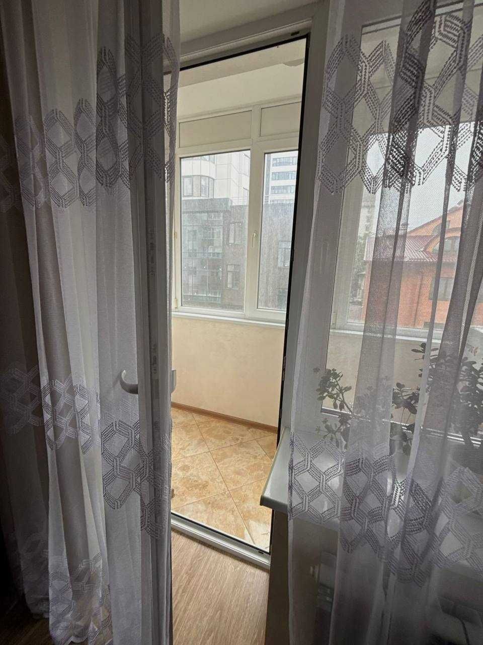 ЦЕНТР Оренда 2 кім. квартира по вул. В. Великого