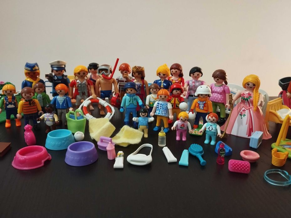PLAYMOBIL - Várias figuras e cenários