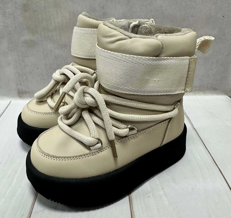 Зимові чоботи для дівчаток jong golf молочні  28-30