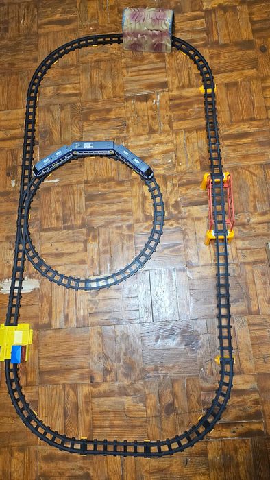 Продам дитячу іграшку поїзд на дист. Керуванні