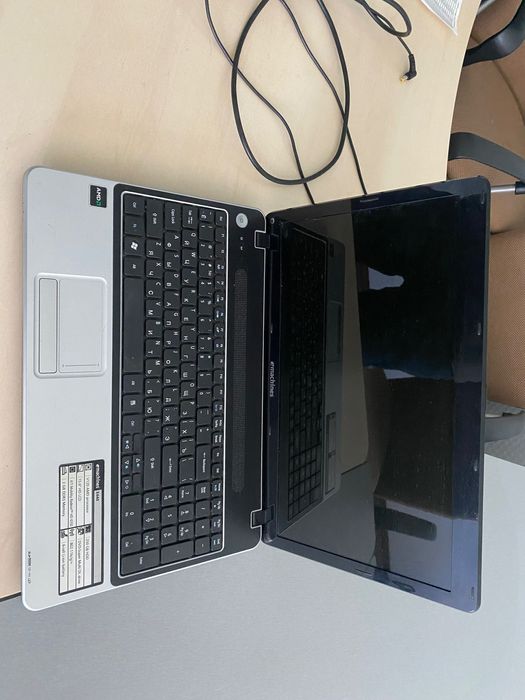 Ноутбук Emachines e440