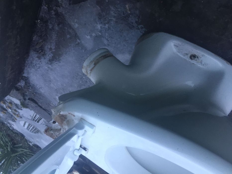 Унітаз б/в з нюансом