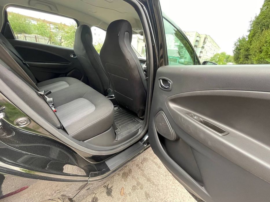Продам електромобіль Renault ZOE