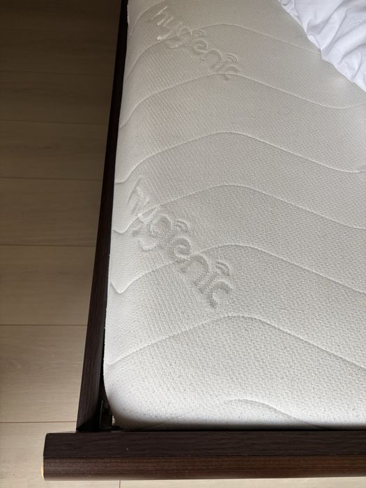 Meble do sypialni łóżko materac rtv stoliczki nocne