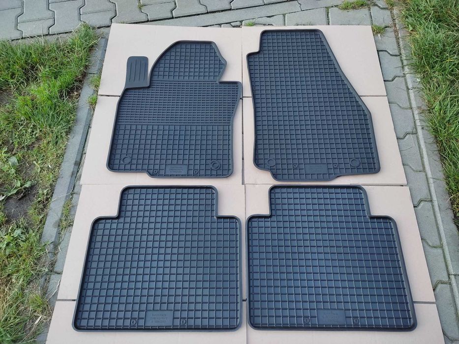 NOWE Dywaniki gumowe MITSUBISHI PAJERO III 00r-06r dopasowane korytka