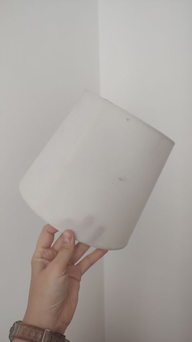 abażur biały używany