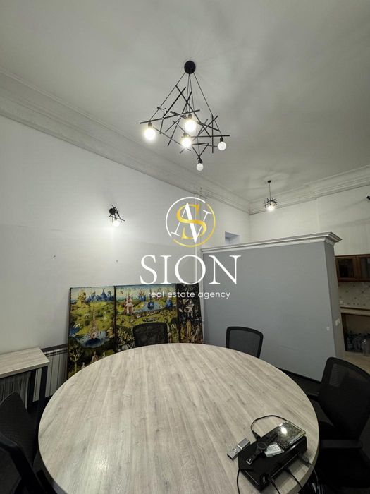 Продаж офісу 123 м2, Печерськ, Липки, Грушевського 16, навпроти ВР